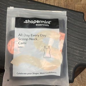 Shapermint cami size large. NWT